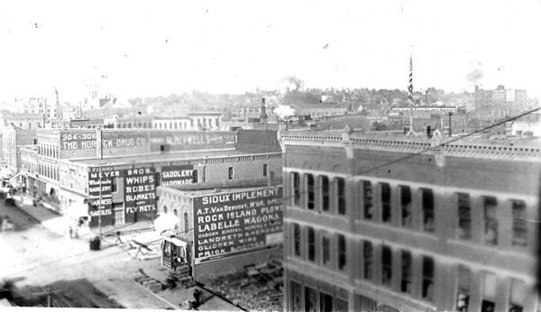 Pearl Street